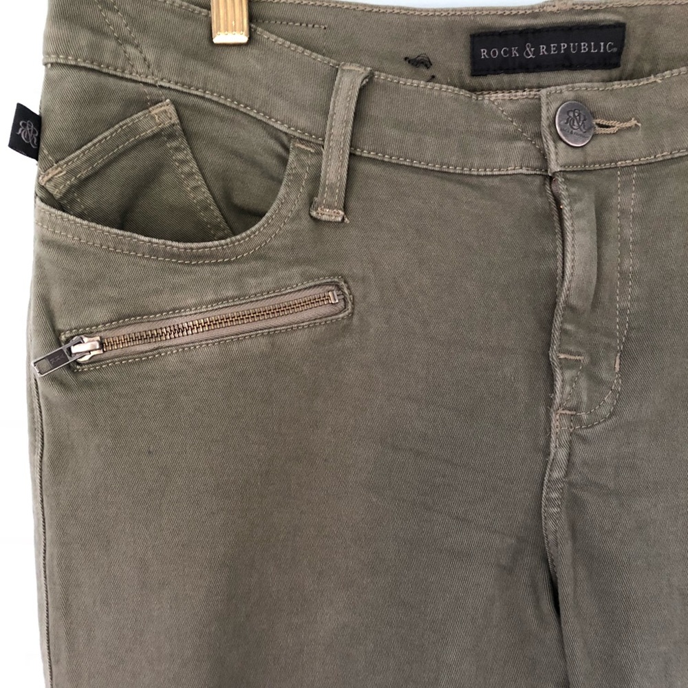 Rock & Republic olive Jean size 14
